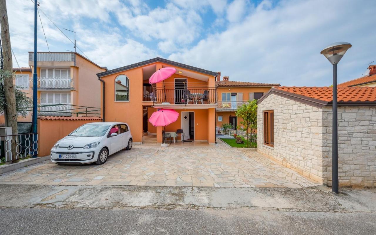 Ferucio House With Apartments Umag Exteriér fotografie